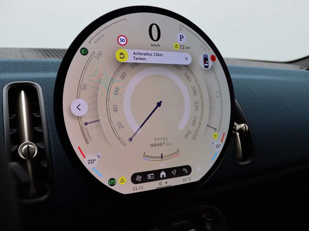 C | Favoured Trim + Package L + Glazen panoramadak + Harman Kardon + Driving Assistant Plus + Driving Assistant + Comfort Acces
