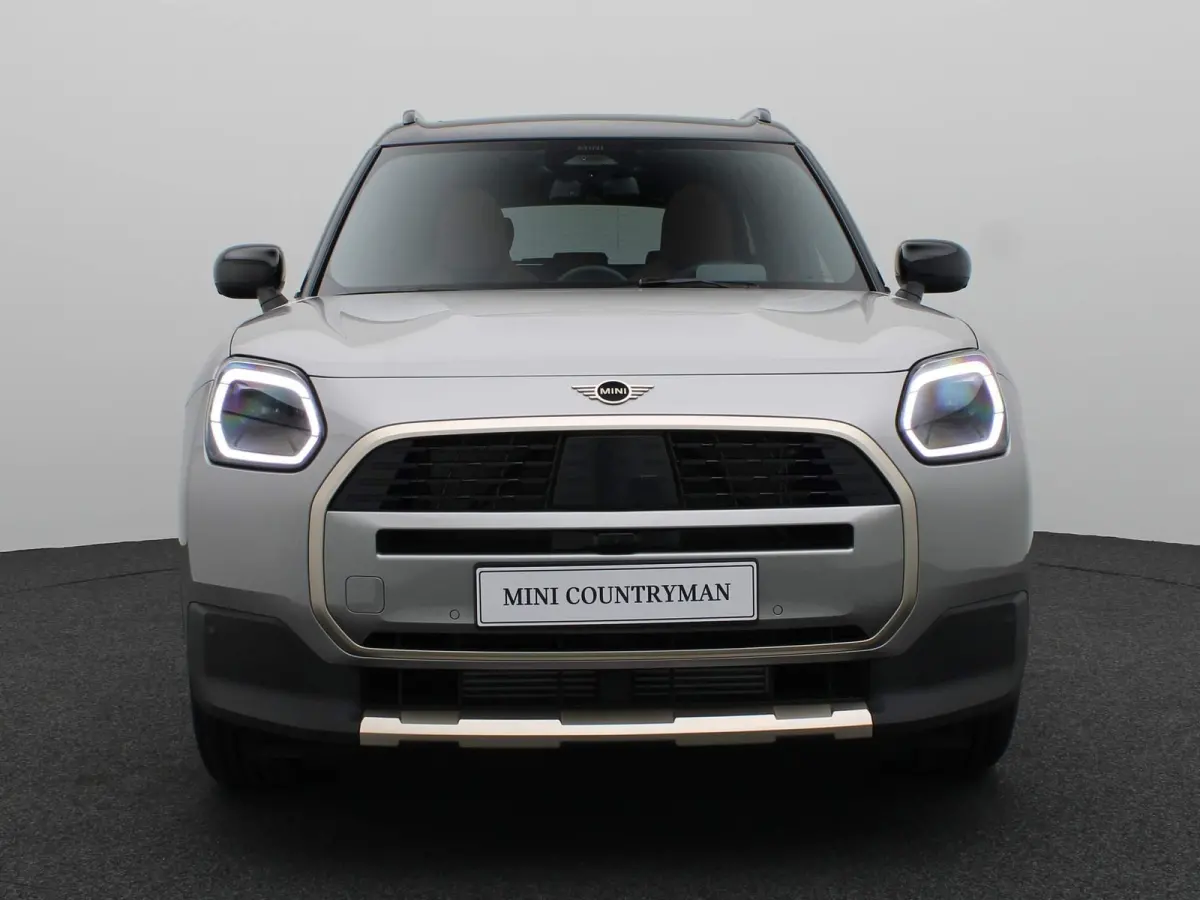 C | Favoured Trim + Package L + Glazen panoramadak + Harman Kardon + Driving Assistant Plus + Driving Assistant + Comfort Acces