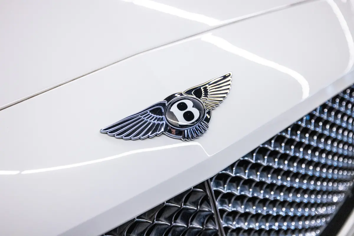 6.0 W12 Btw auto, Fiscale waarde € 22.000,- (€ 37.148,76 Ex B.T.W) DEALER AUTO Aanbieding
