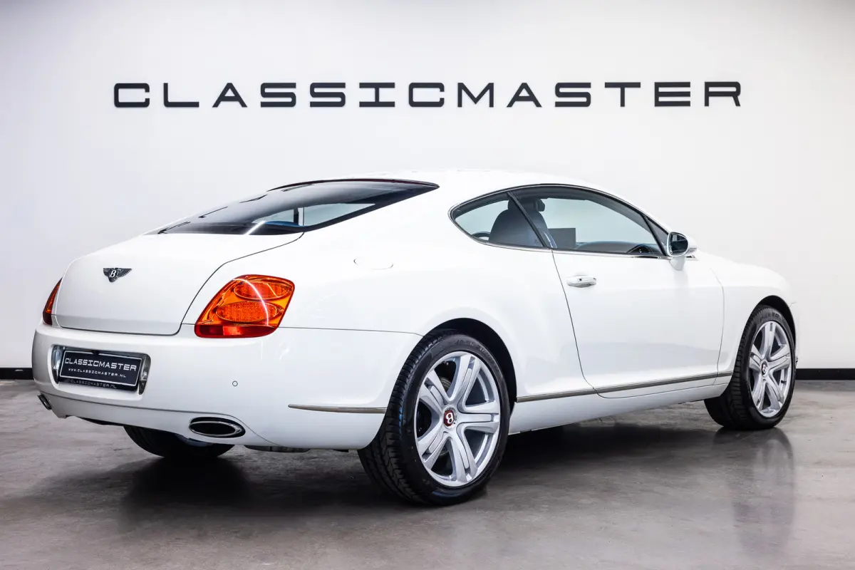 6.0 W12 Btw auto, Fiscale waarde € 22.000,- (€ 37.148,76 Ex B.T.W) DEALER AUTO Aanbieding