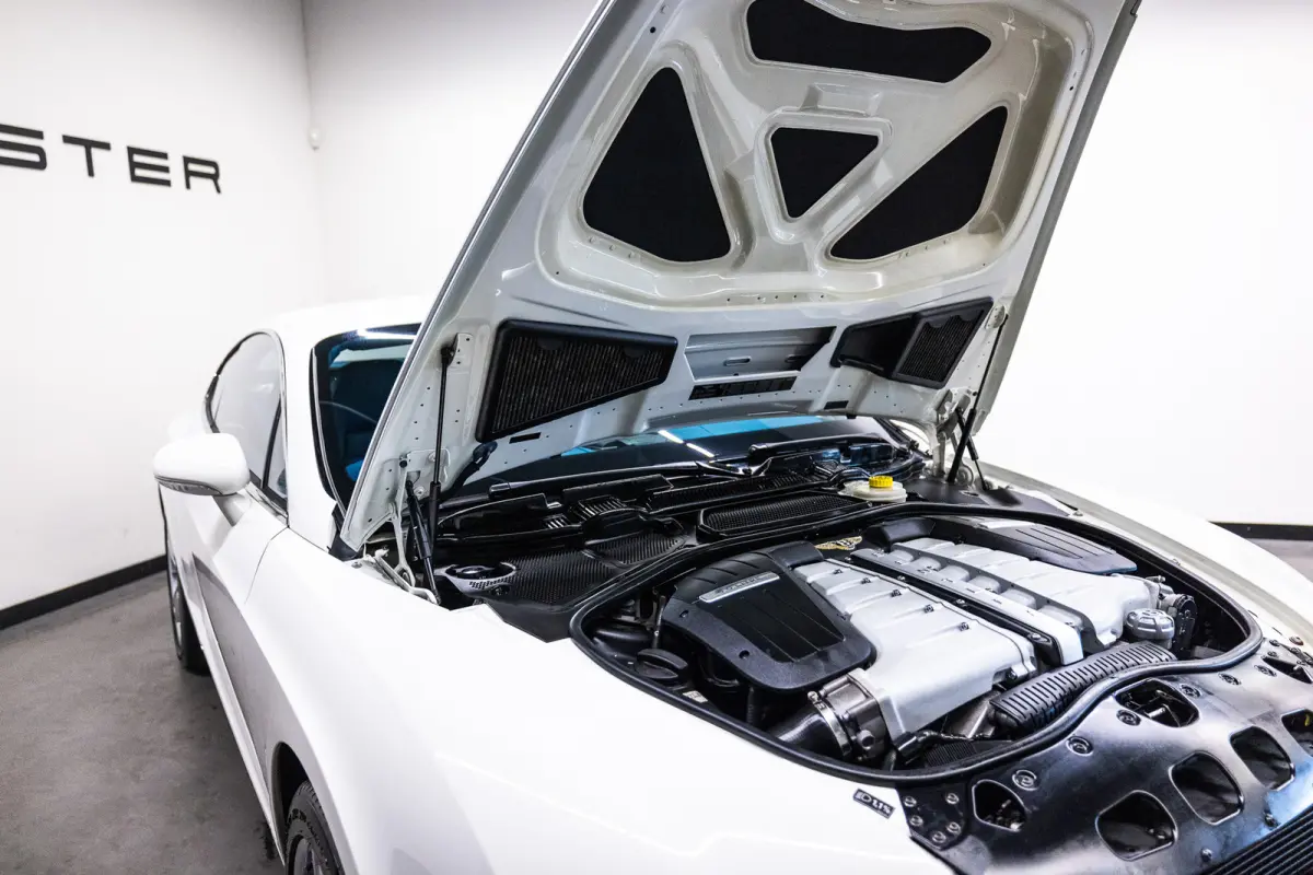 6.0 W12 Btw auto, Fiscale waarde € 22.000,- (€ 37.148,76 Ex B.T.W) DEALER AUTO Aanbieding