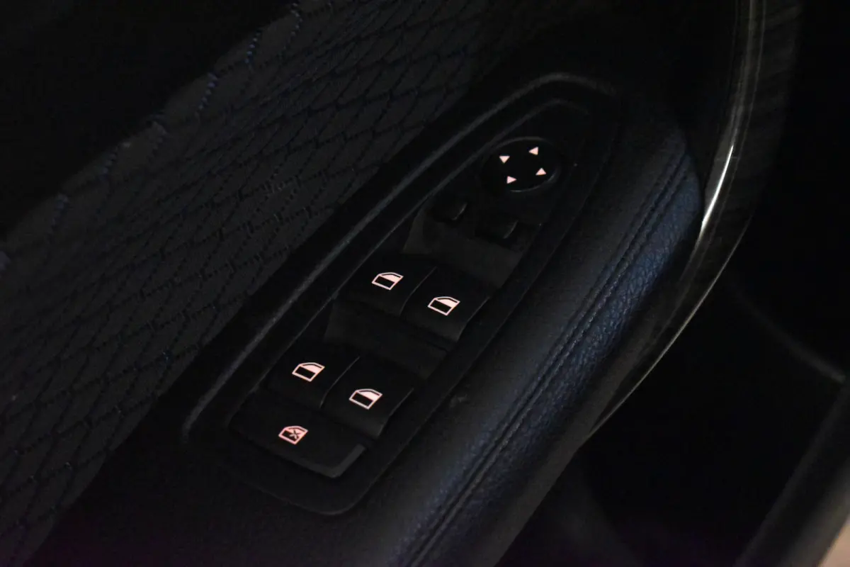 M135IA 320PK AUT. X-DRIVE M-SPORT LED/PDC/NAVI