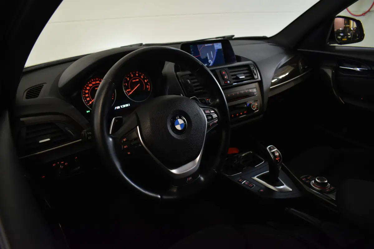 M135IA 320PK AUT. X-DRIVE M-SPORT LED/PDC/NAVI
