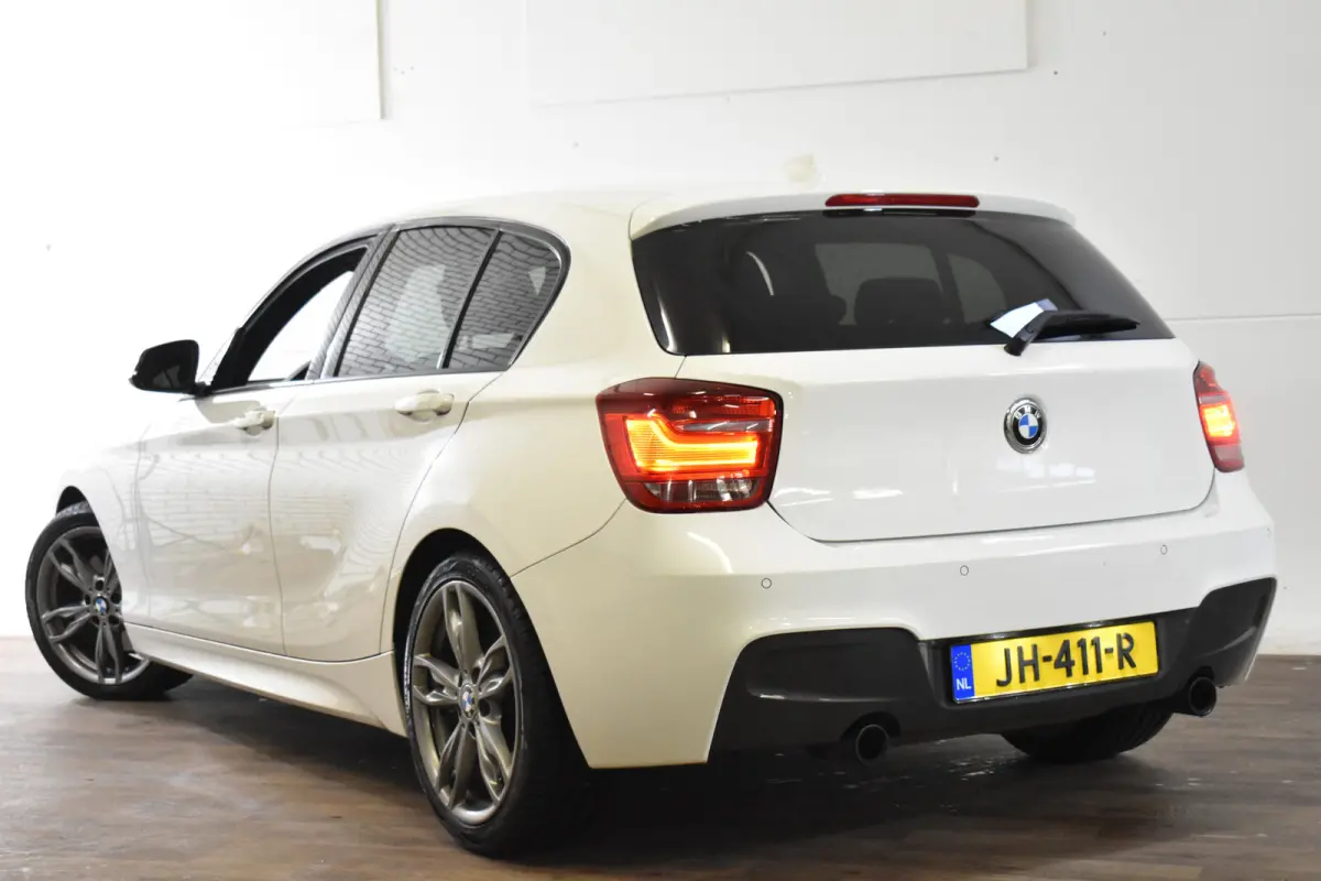 M135IA 320PK AUT. X-DRIVE M-SPORT LED/PDC/NAVI