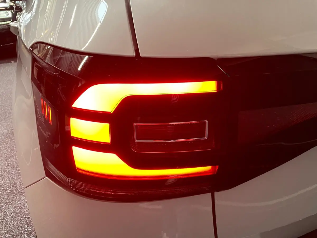 Style NAVI 150 PK 18""