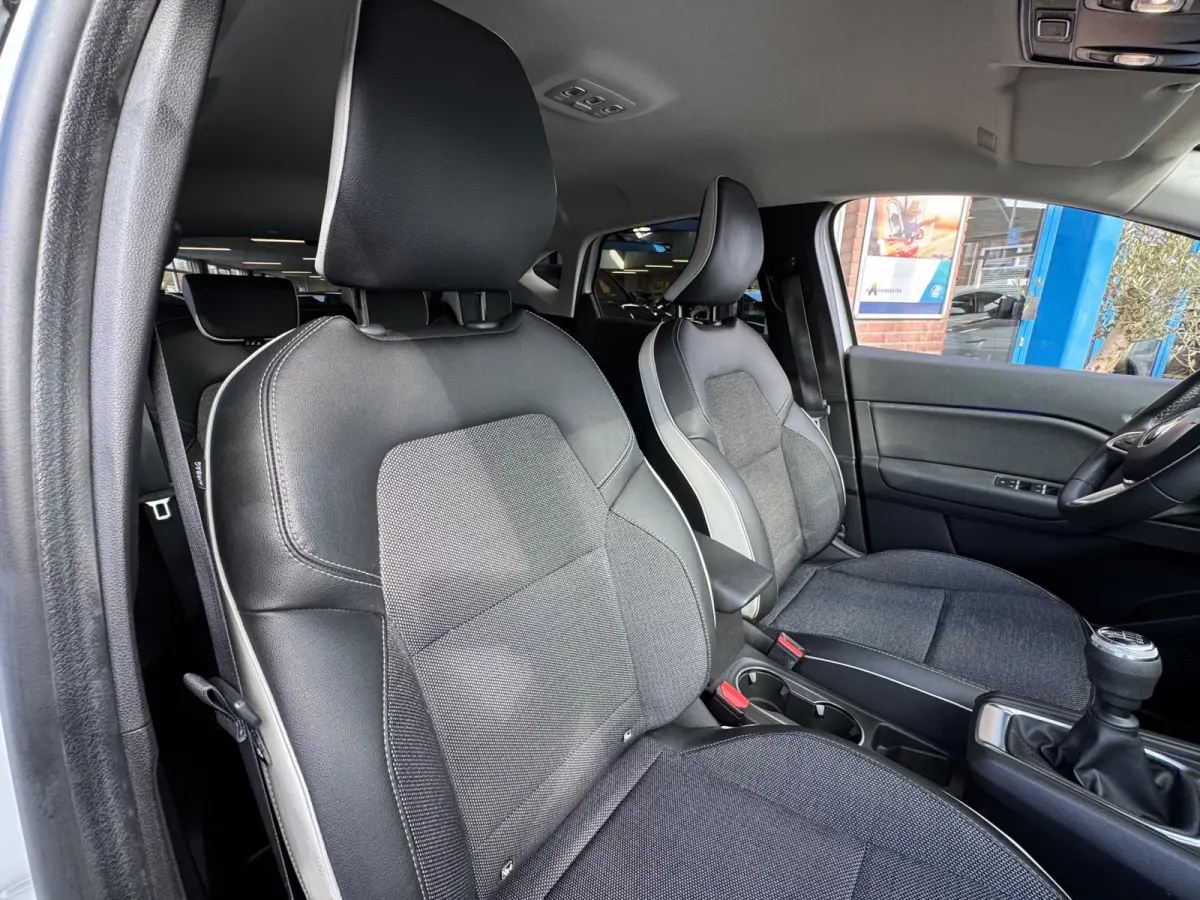 1.3 Mild Hybrid 140 techno 2023 NAVI AIRCO