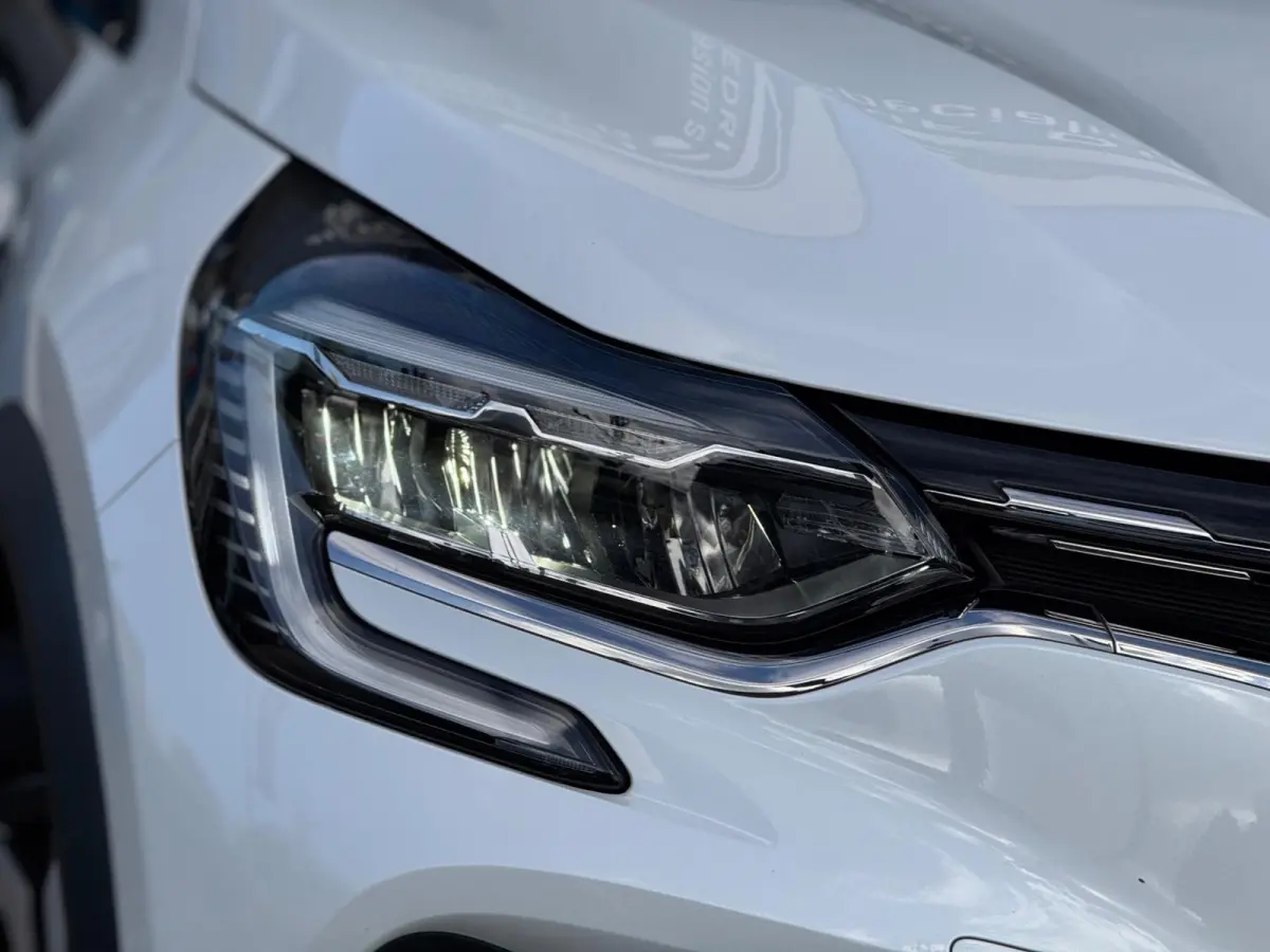 1.3 Mild Hybrid 140 techno 2023 NAVI AIRCO