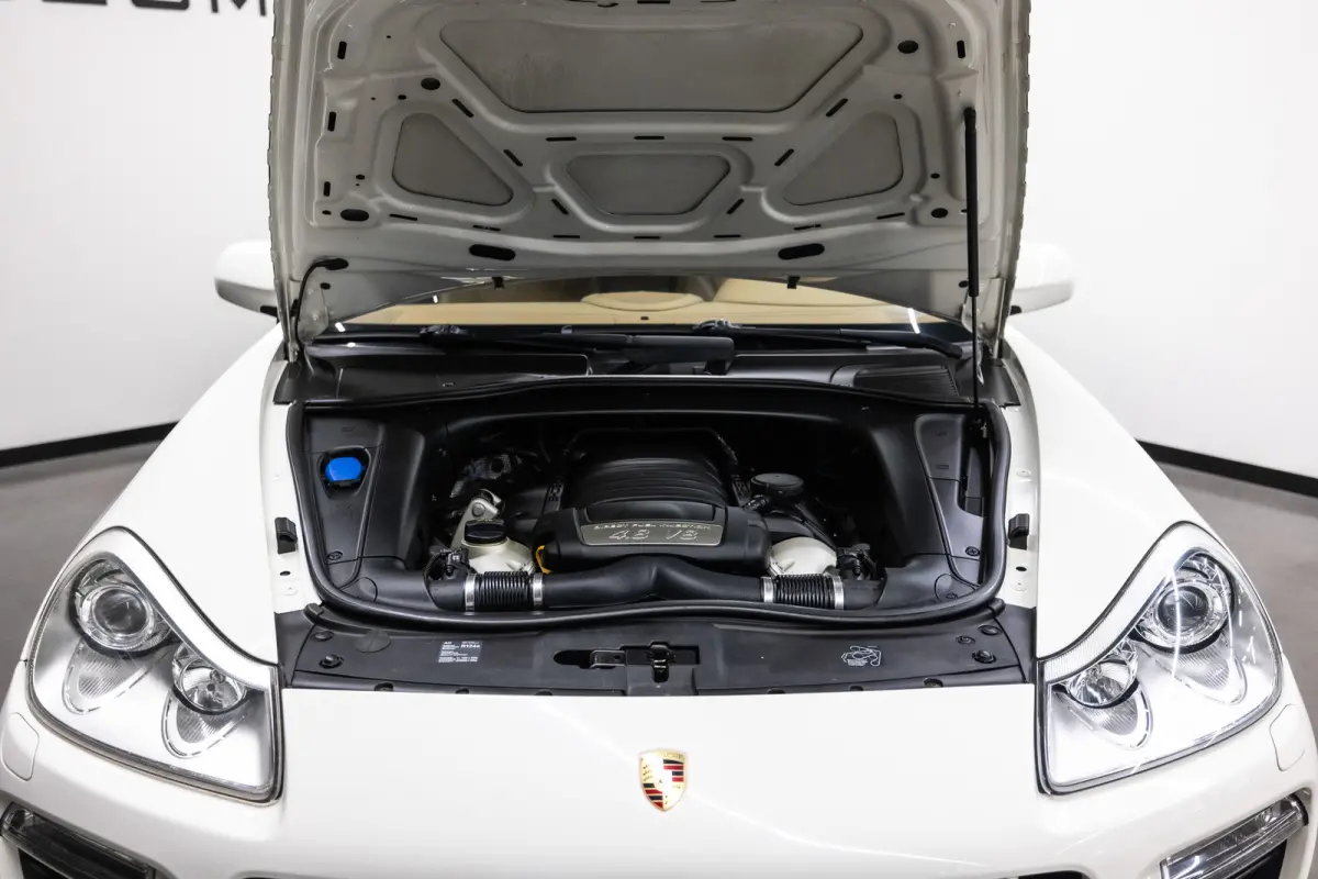 4.8 GTS Btw auto, Fiscale waarde € 8.000,- (€ 24.752,07 Ex B.T.W) DEALER AUTO Aanbieding
