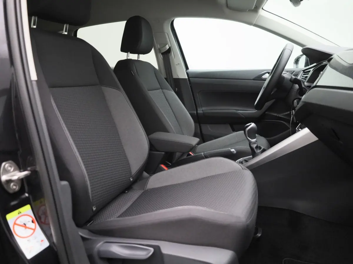 1.0 TSI Life Edition 95 PK | Navigatie | Airco | Adaptieve Cruise Control | Lane Assist | Apple Carplay | Parkeersensoren achter | Achteruitrijcamera |