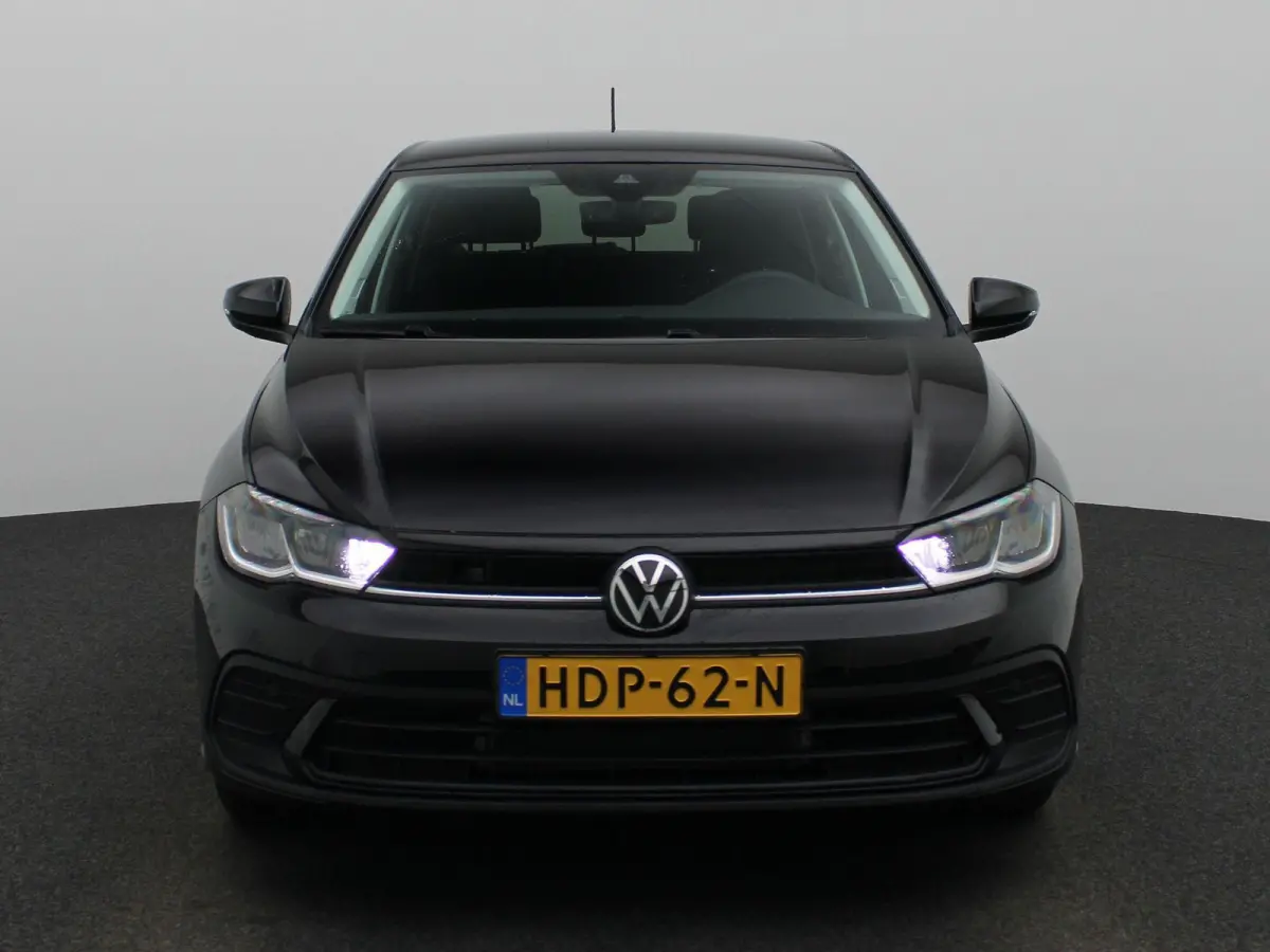 1.0 TSI Life Edition 95 PK | Navigatie | Airco | Adaptieve Cruise Control | Lane Assist | Apple Carplay | Parkeersensoren achter | Achteruitrijcamera |