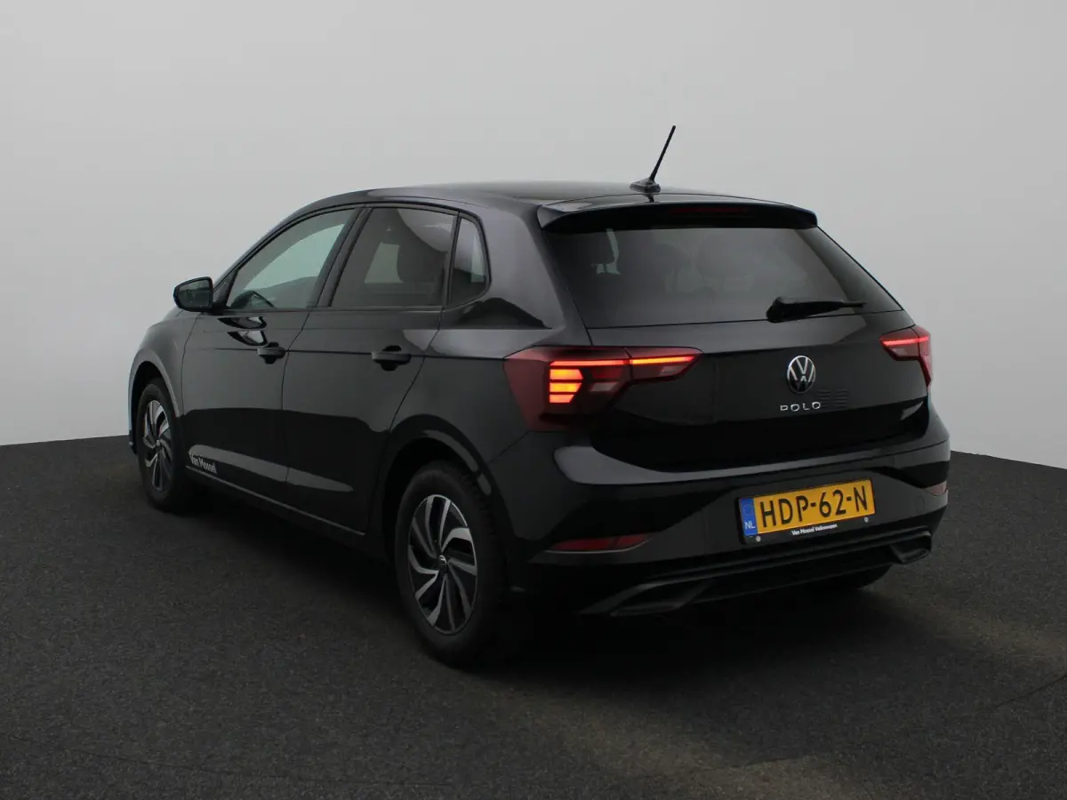 1.0 TSI Life Edition 95 PK | Navigatie | Airco | Adaptieve Cruise Control | Lane Assist | Apple Carplay | Parkeersensoren achter | Achteruitrijcamera |