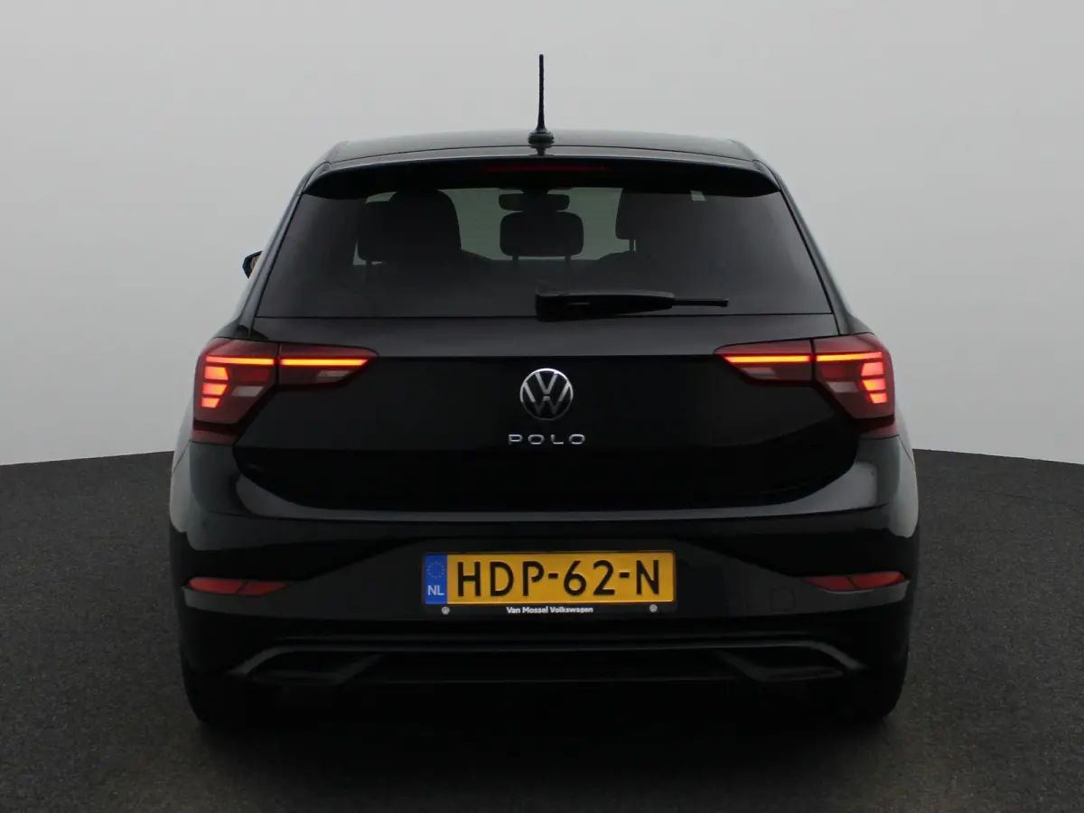 1.0 TSI Life Edition 95 PK | Navigatie | Airco | Adaptieve Cruise Control | Lane Assist | Apple Carplay | Parkeersensoren achter | Achteruitrijcamera |