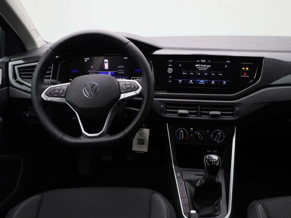 1.0 TSI Life Edition 95 PK | Navigatie | Airco | Adaptieve Cruise Control | Lane Assist | Apple Carplay | Parkeersensoren achter | Achteruitrijcamera |