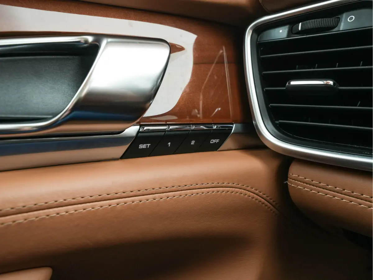 4.8 Turbo Aut. *PANO | LEATHER | SPORT-CHRONO | BI-XENON | AIRSUSPENSION | MEMORY-PACK | BOSE-AUDIO | HEATED-SPORTSEATS | ADAPTIVE-CRUISE | KEYLESS | CAMERA | NAVI-FULLMAP | SHIFTPADDLES |  