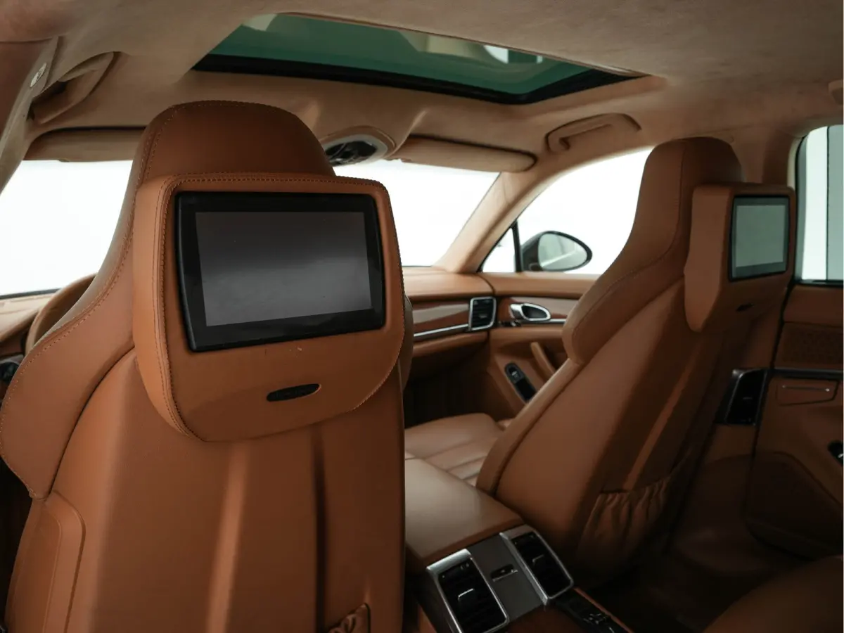 4.8 Turbo Aut. *PANO | LEATHER | SPORT-CHRONO | BI-XENON | AIRSUSPENSION | MEMORY-PACK | BOSE-AUDIO | HEATED-SPORTSEATS | ADAPTIVE-CRUISE | KEYLESS | CAMERA | NAVI-FULLMAP | SHIFTPADDLES |  