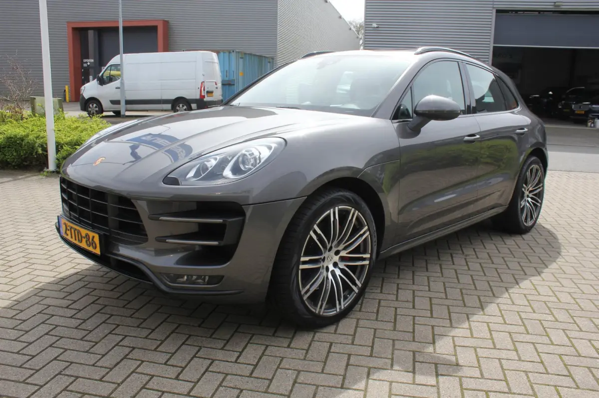 3.6 Turbo Panorama 400 PK