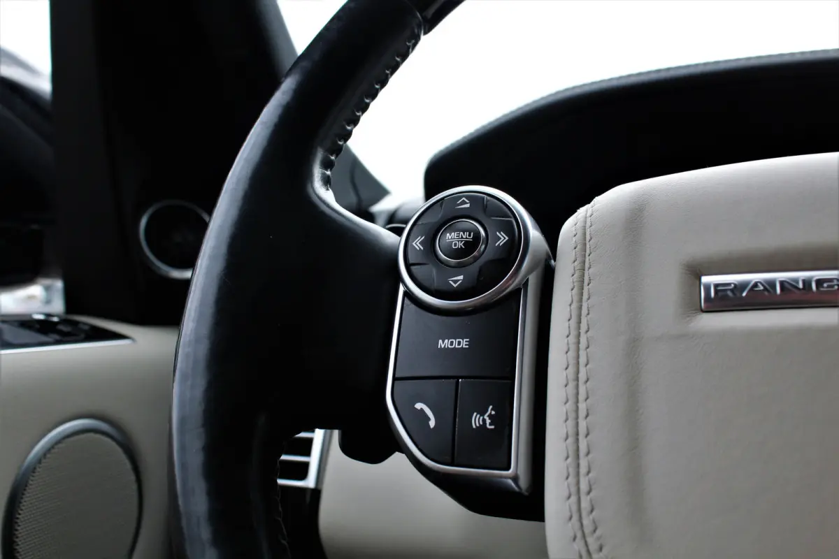 4.4 SDV8 Vogue ZEER MOOIE AUTO!