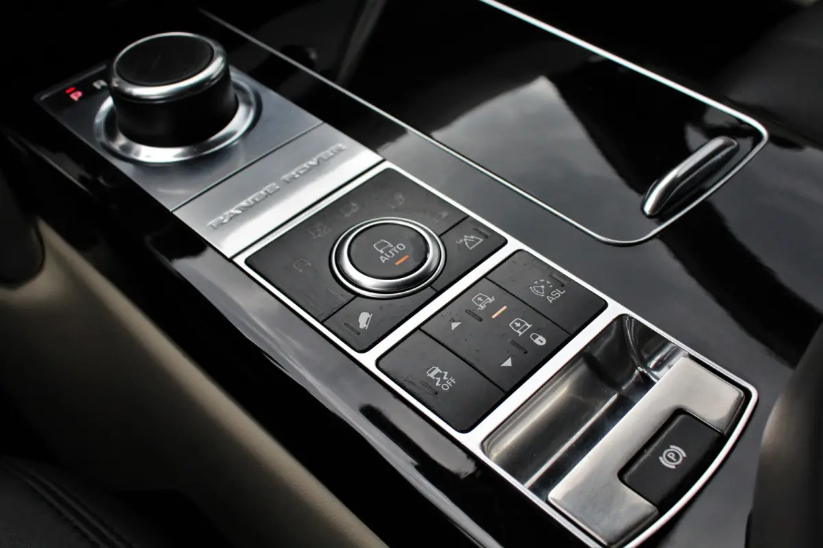 4.4 SDV8 Vogue ZEER MOOIE AUTO!