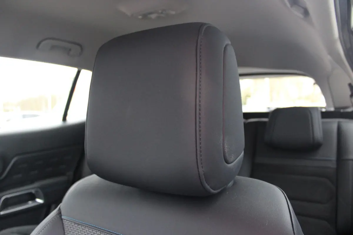 1.2 145PK AUTOMAAT Hybrid ë-SERIES | ELEKTRISCH BEDIENBARE BESTUURDERSSTOEL | APPLE CARPLAY/ANDROID AUTO | NAVIGATIE | FULL LED KOPLAMPEN | CLIMATE CONTROL | DAB+ RADIO | 19" LICHTMETALEN V