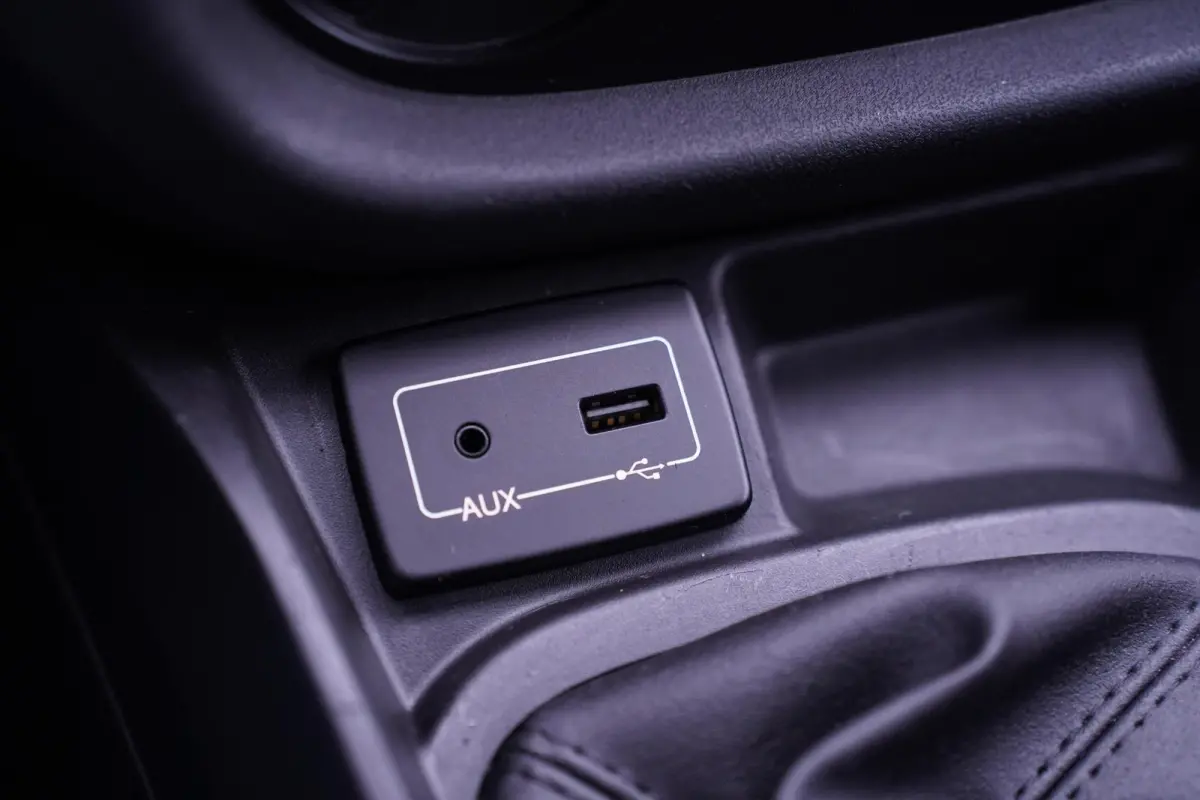 1.3 MJet 95 pk L1 Navi, Airco, Cruise Control Laadruimte Pakket, PDC achter, 3-Zits