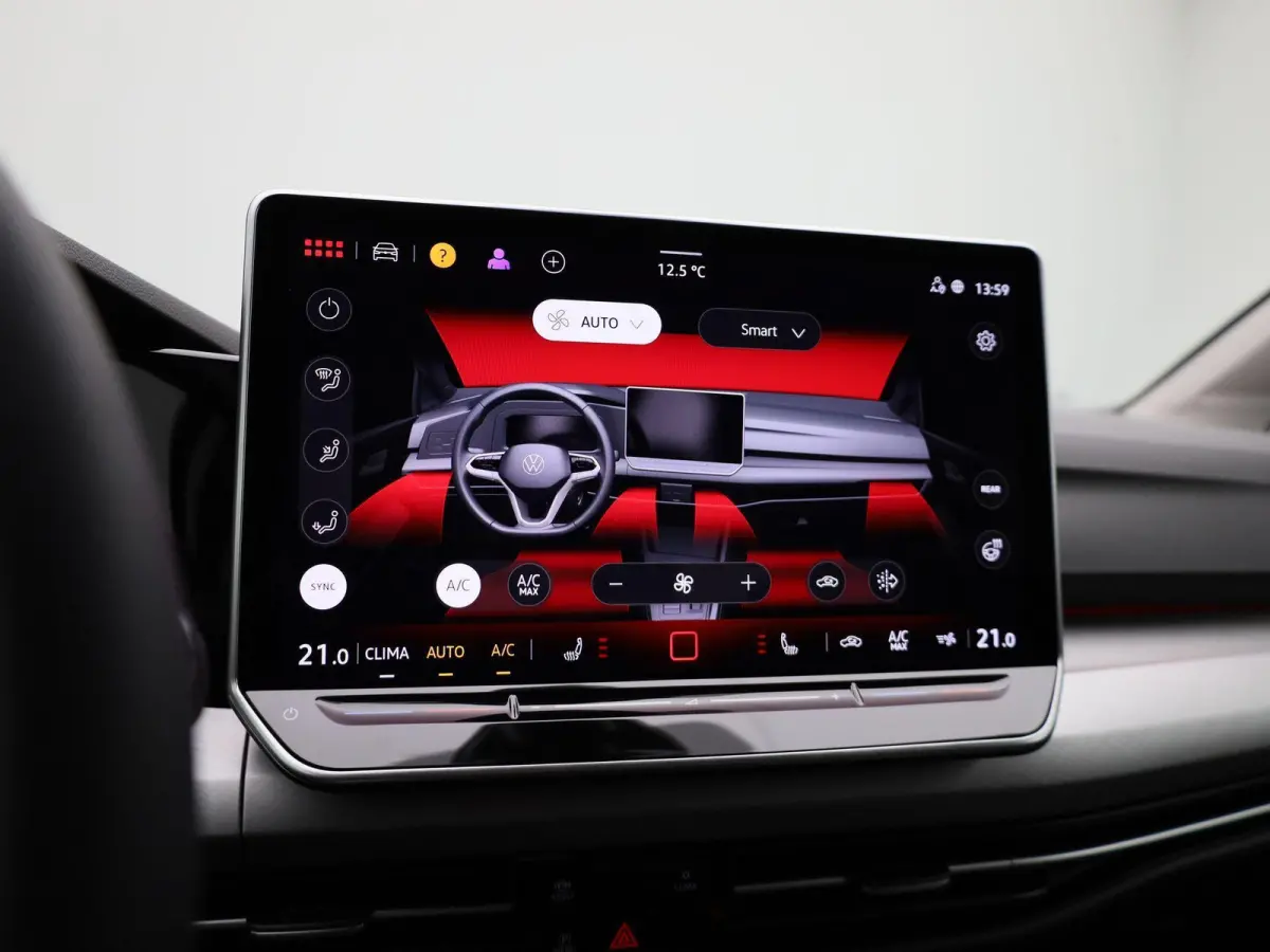 1.5 eTSI Life Edition | Automaat | Apple carplay | Adaptieve cruise control | Climate control | Parkeersensoren | Achteruitrij Camera | Elektrische achterklep |