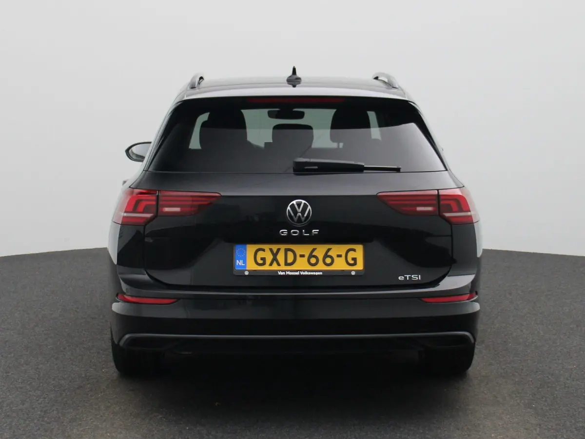 1.5 eTSI Life Edition | Automaat | Apple carplay | Adaptieve cruise control | Climate control | Parkeersensoren | Achteruitrij Camera | Elektrische achterklep |