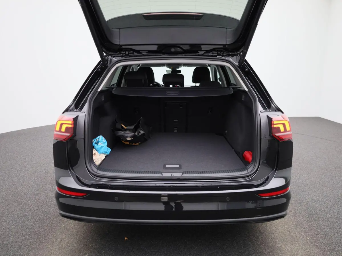 1.5 eTSI Life Edition | Automaat | Apple carplay | Adaptieve cruise control | Climate control | Parkeersensoren | Achteruitrij Camera | Elektrische achterklep |