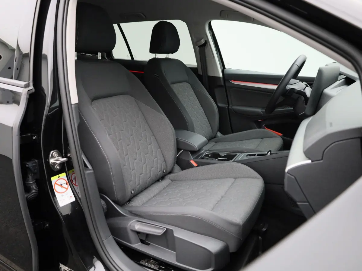 1.5 eTSI Life Edition | Automaat | Apple carplay | Adaptieve cruise control | Climate control | Parkeersensoren | Achteruitrij Camera | Elektrische achterklep |