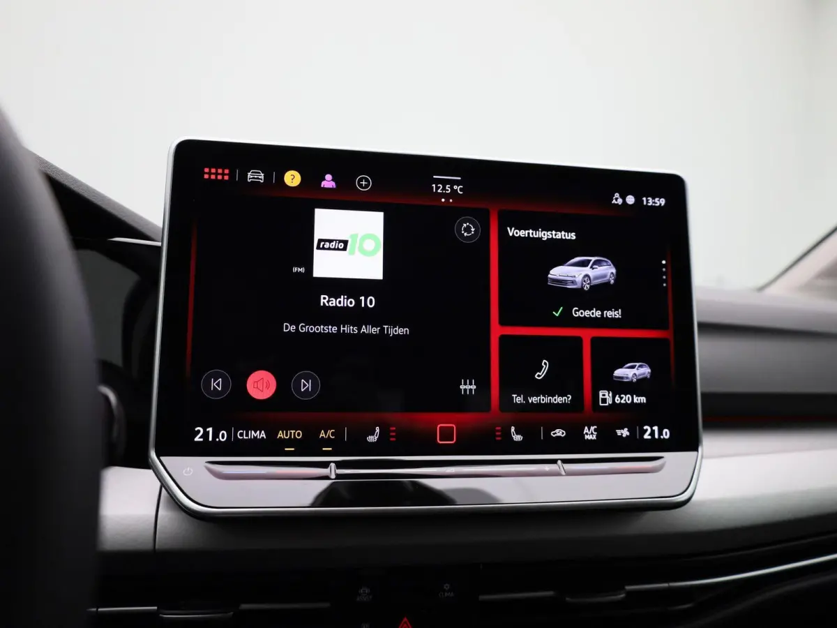 1.5 eTSI Life Edition | Automaat | Apple carplay | Adaptieve cruise control | Climate control | Parkeersensoren | Achteruitrij Camera | Elektrische achterklep |
