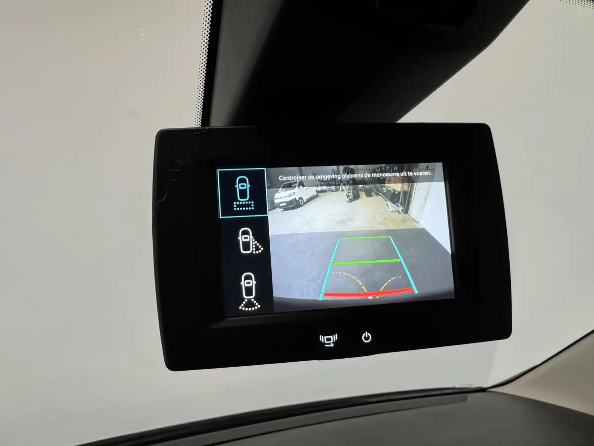 130PK Automaat L2 Navigatie Apple carplay/ Android Auto Cruise control Trekhaak parkeersensoren 3-Zits Euro6