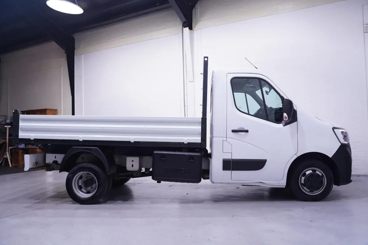 2.3 DCi 130 pk Dubbel Lucht Kipper, Trekhaak 3.500 kg Airco, LxBxH 320x203x40 cm, 3-Zits