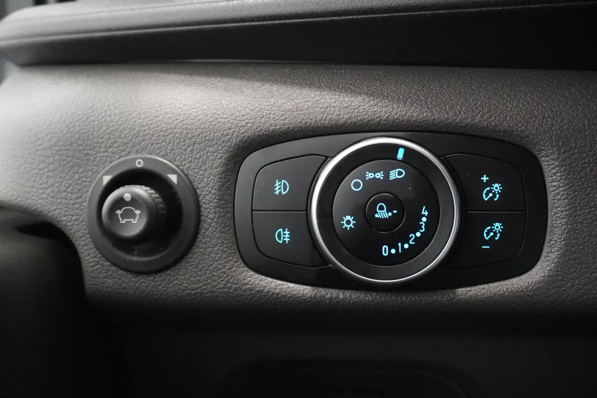 2.0 TDCI L2H2 2x Schuifdeur EURO 6 - Airco - Cruise - PDC - € 12.499.- Excl.