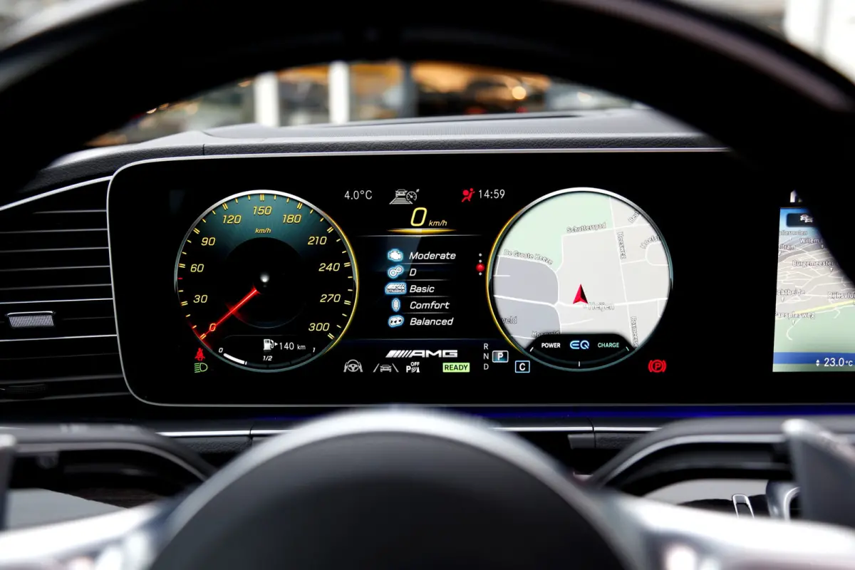 AMG 63 4MATIC+ TCT 9G*BTW*1ste Eig*Perfect MB Onderh.*Luchtvering ADS+/Sportuitlaat/Pano/Drivers Pack./EARS/DTR+Q/MBUX/3D Burmester/ACC/Elek. Trekhaak/Standkachel/HUD/Memorie/Multibeam LED/3