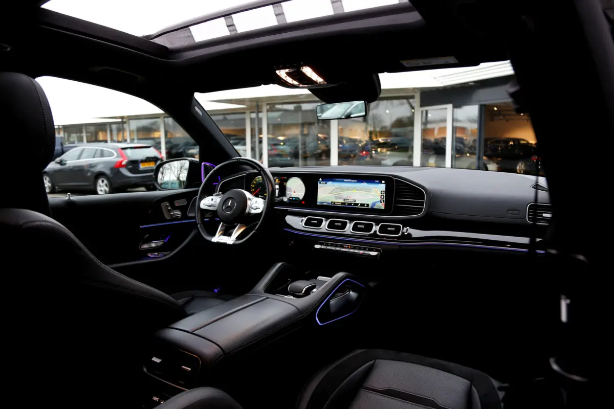 AMG 63 4MATIC+ TCT 9G*BTW*1ste Eig*Perfect MB Onderh.*Luchtvering ADS+/Sportuitlaat/Pano/Drivers Pack./EARS/DTR+Q/MBUX/3D Burmester/ACC/Elek. Trekhaak/Standkachel/HUD/Memorie/Multibeam LED/3