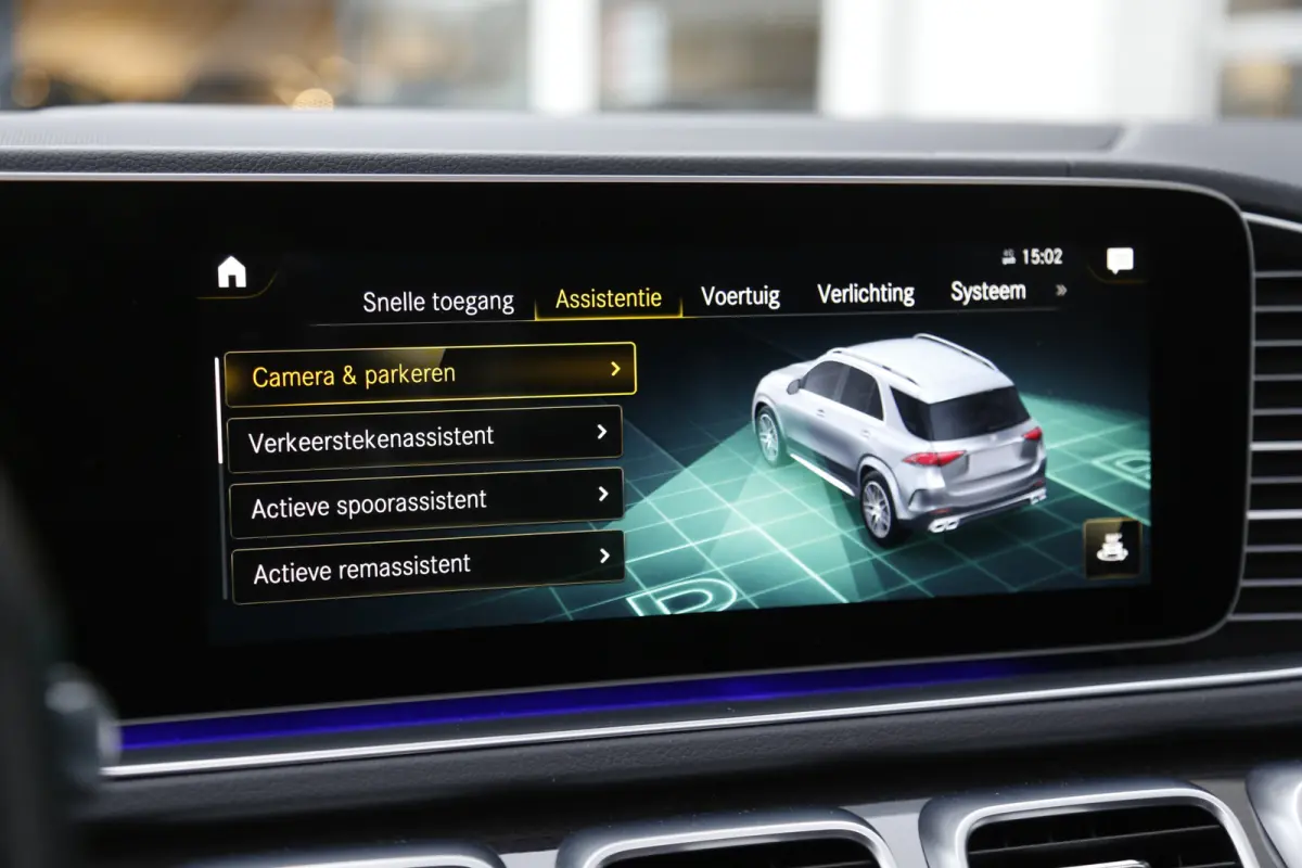 AMG 63 4MATIC+ TCT 9G*BTW*1ste Eig*Perfect MB Onderh.*Luchtvering ADS+/Sportuitlaat/Pano/Drivers Pack./EARS/DTR+Q/MBUX/3D Burmester/ACC/Elek. Trekhaak/Standkachel/HUD/Memorie/Multibeam LED/3