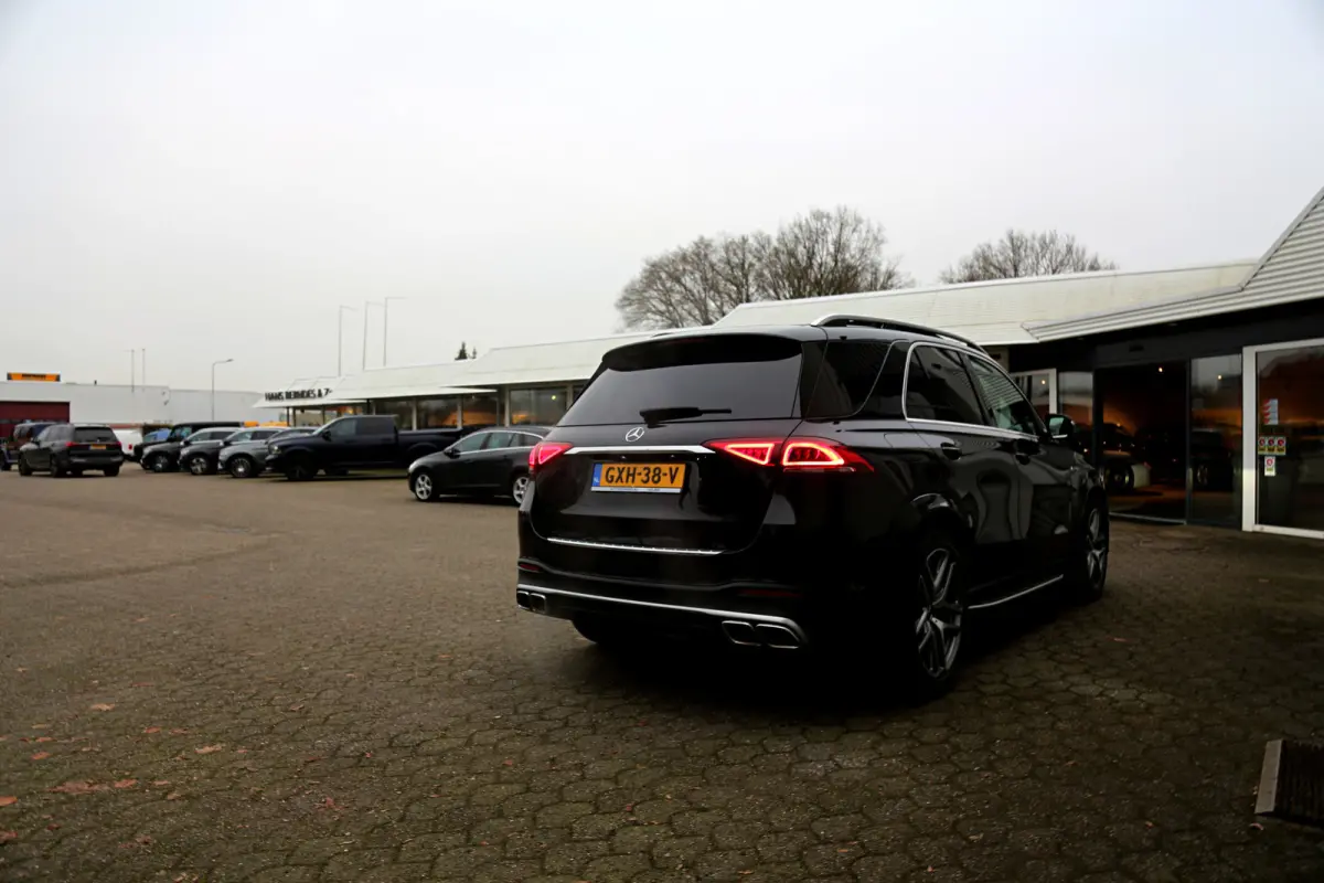 AMG 63 4MATIC+ TCT 9G*BTW*1ste Eig*Perfect MB Onderh.*Luchtvering ADS+/Sportuitlaat/Pano/Drivers Pack./EARS/DTR+Q/MBUX/3D Burmester/ACC/Elek. Trekhaak/Standkachel/HUD/Memorie/Multibeam LED/3