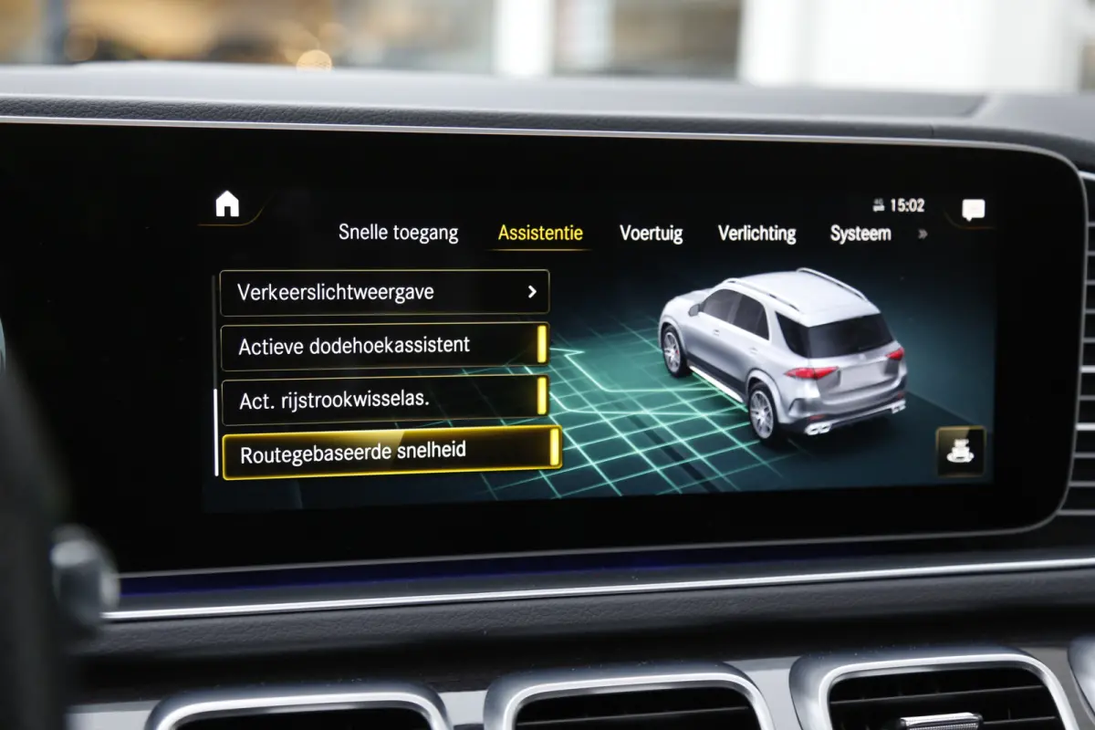 AMG 63 4MATIC+ TCT 9G*BTW*1ste Eig*Perfect MB Onderh.*Luchtvering ADS+/Sportuitlaat/Pano/Drivers Pack./EARS/DTR+Q/MBUX/3D Burmester/ACC/Elek. Trekhaak/Standkachel/HUD/Memorie/Multibeam LED/3