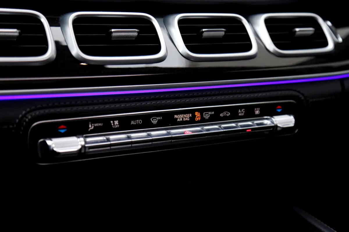 AMG 63 4MATIC+ TCT 9G*BTW*1ste Eig*Perfect MB Onderh.*Luchtvering ADS+/Sportuitlaat/Pano/Drivers Pack./EARS/DTR+Q/MBUX/3D Burmester/ACC/Elek. Trekhaak/Standkachel/HUD/Memorie/Multibeam LED/3