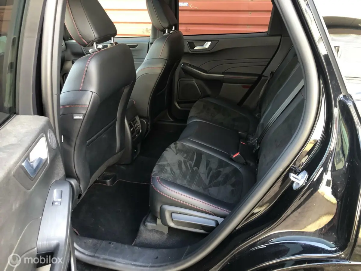 2.5 PHEV ST-Line