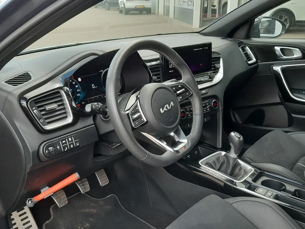 1.0 T-GDi GT-Line | LED | Carplay | Cruise | Navi | Camera | Stoel-/Stuurverwarming | Schuif-/Kanteldak