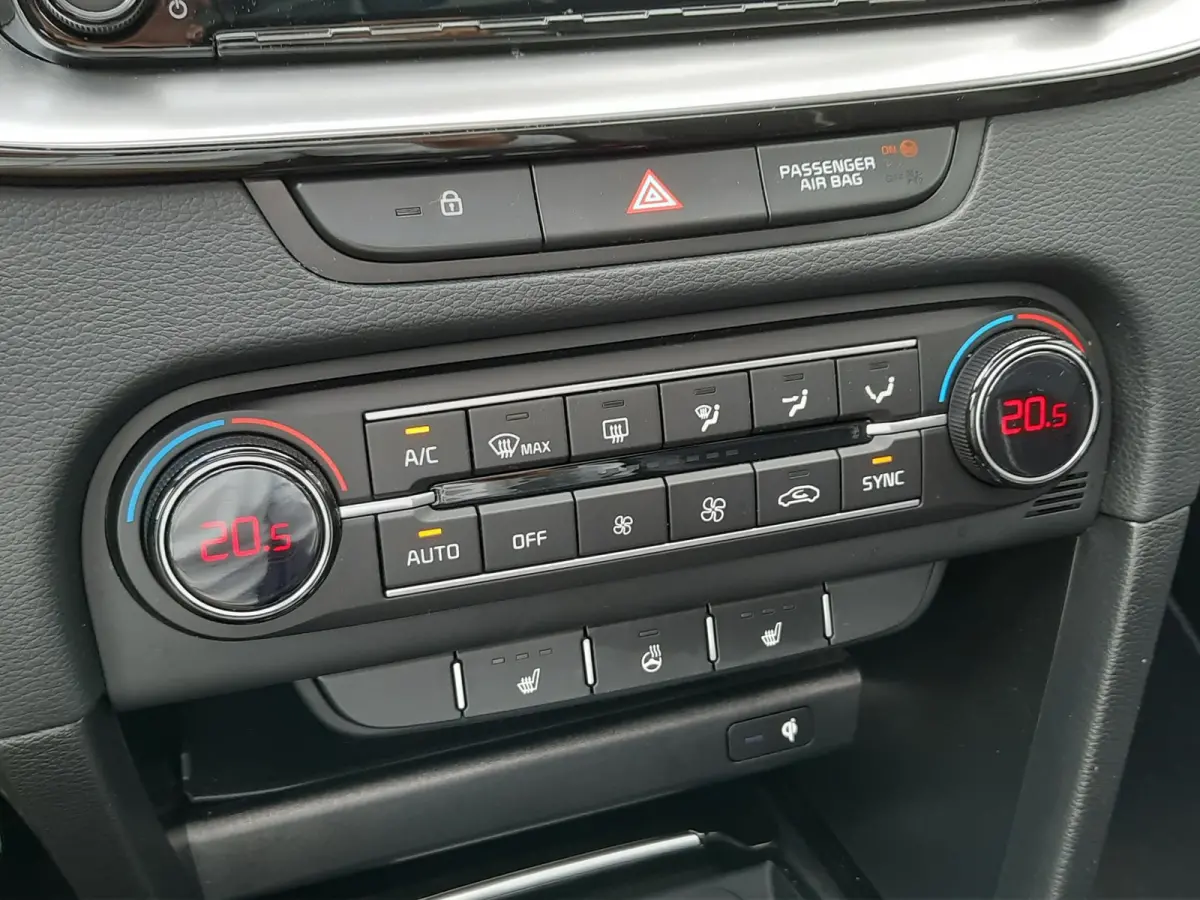 1.0 T-GDi GT-Line | LED | Carplay | Cruise | Navi | Camera | Stoel-/Stuurverwarming | Schuif-/Kanteldak