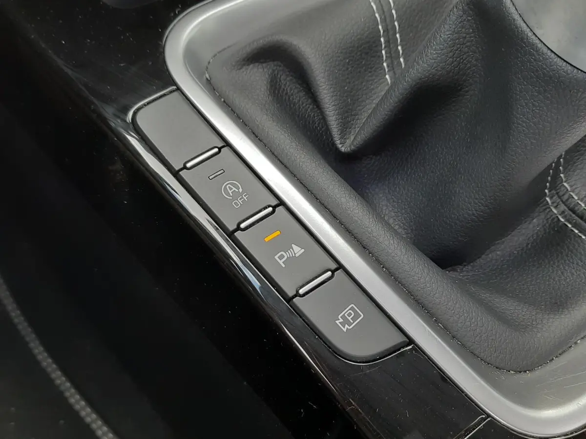 1.0 T-GDi GT-Line | LED | Carplay | Cruise | Navi | Camera | Stoel-/Stuurverwarming | Schuif-/Kanteldak