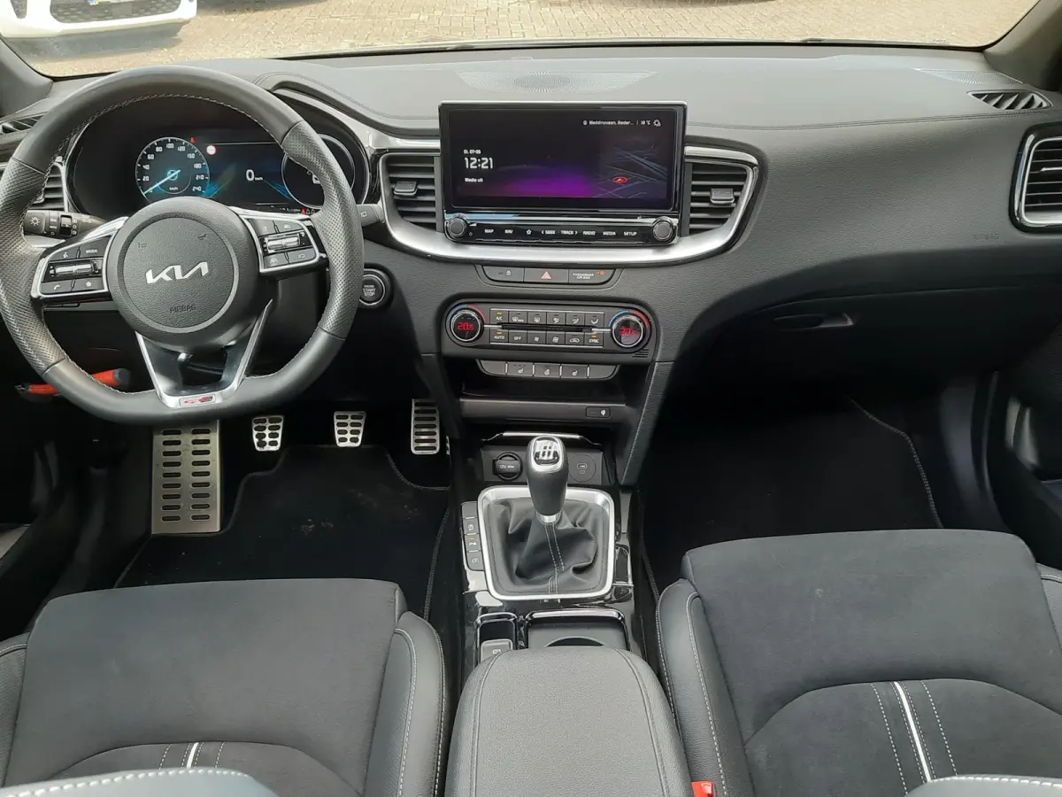 1.0 T-GDi GT-Line | LED | Carplay | Cruise | Navi | Camera | Stoel-/Stuurverwarming | Schuif-/Kanteldak