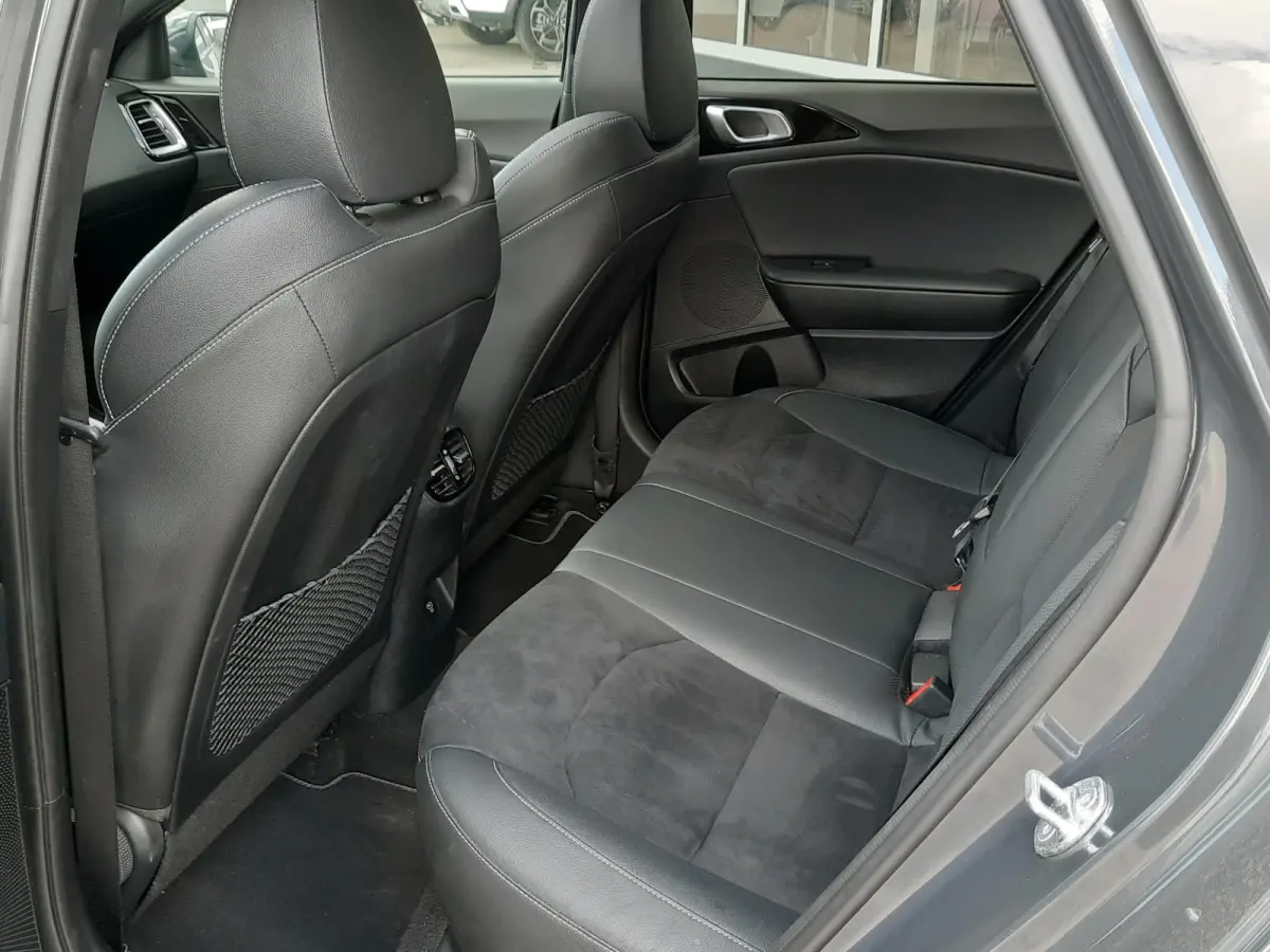 1.0 T-GDi GT-Line | LED | Carplay | Cruise | Navi | Camera | Stoel-/Stuurverwarming | Schuif-/Kanteldak