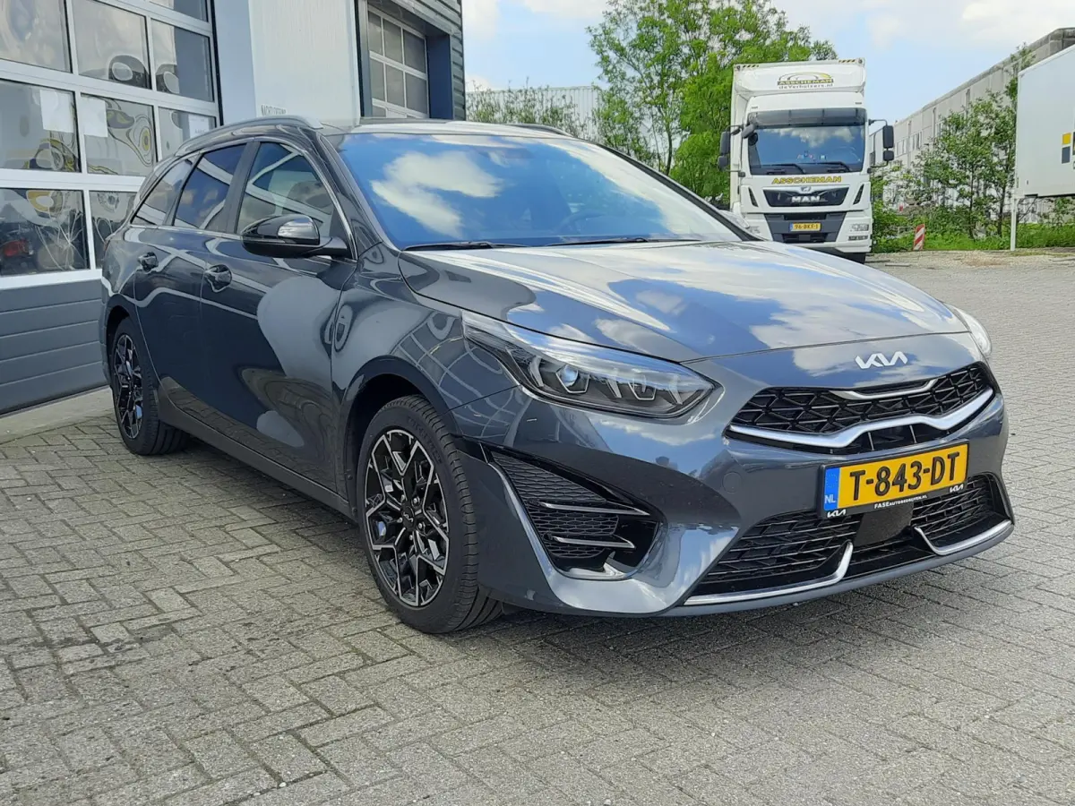 1.0 T-GDi GT-Line | LED | Carplay | Cruise | Navi | Camera | Stoel-/Stuurverwarming | Schuif-/Kanteldak