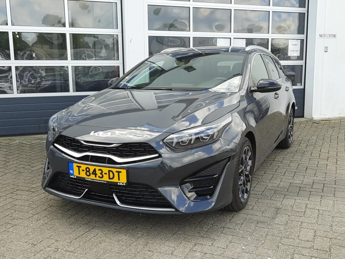 1.0 T-GDi GT-Line | LED | Carplay | Cruise | Navi | Camera | Stoel-/Stuurverwarming | Schuif-/Kanteldak