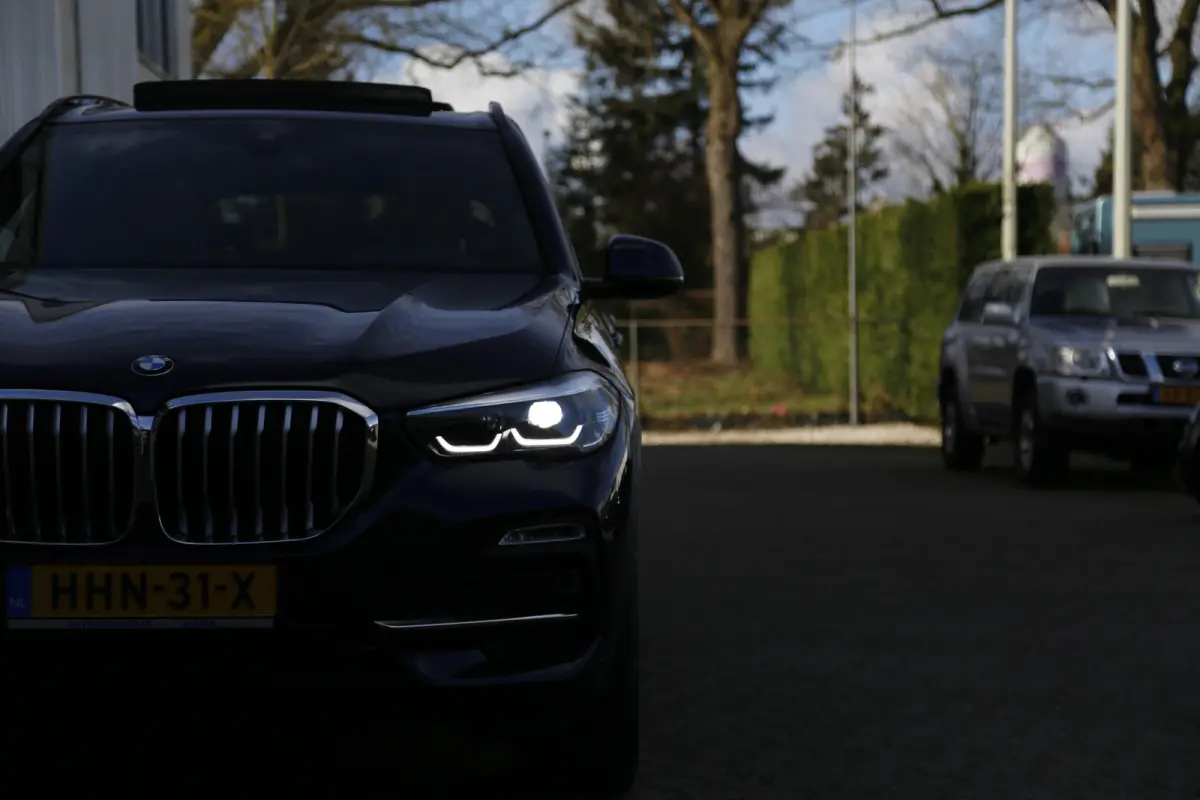 xDrive45e High Executive Plug in hybride*Perfect BMW Onderh.*1ste Eig.*BTW*Luchtvering/Panodak/ACC/Individual interieur/H&K/HUD/Sfeer/Memorie/Dodehoek/Stoelkoeling/Stoelverw./LED/Apple Carpl