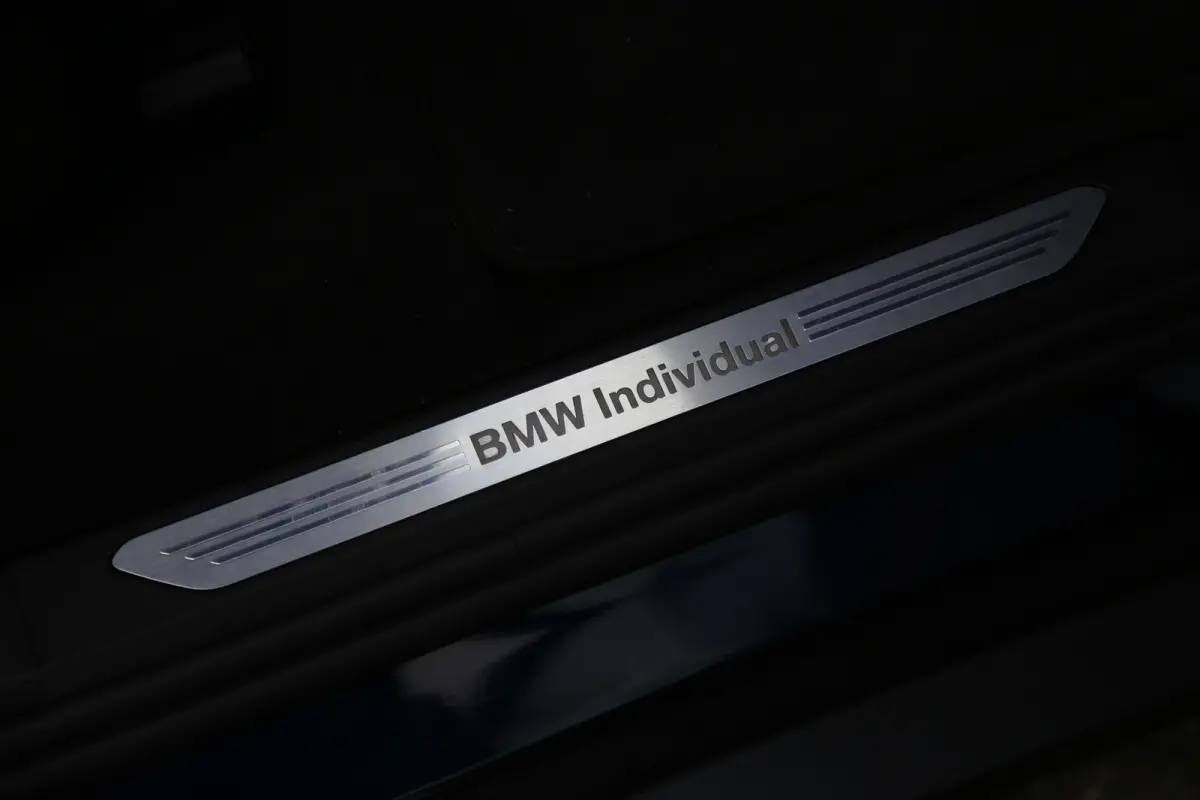xDrive45e High Executive Plug in hybride*Perfect BMW Onderh.*1ste Eig.*BTW*Luchtvering/Panodak/ACC/Individual interieur/H&K/HUD/Sfeer/Memorie/Dodehoek/Stoelkoeling/Stoelverw./LED/Apple Carpl