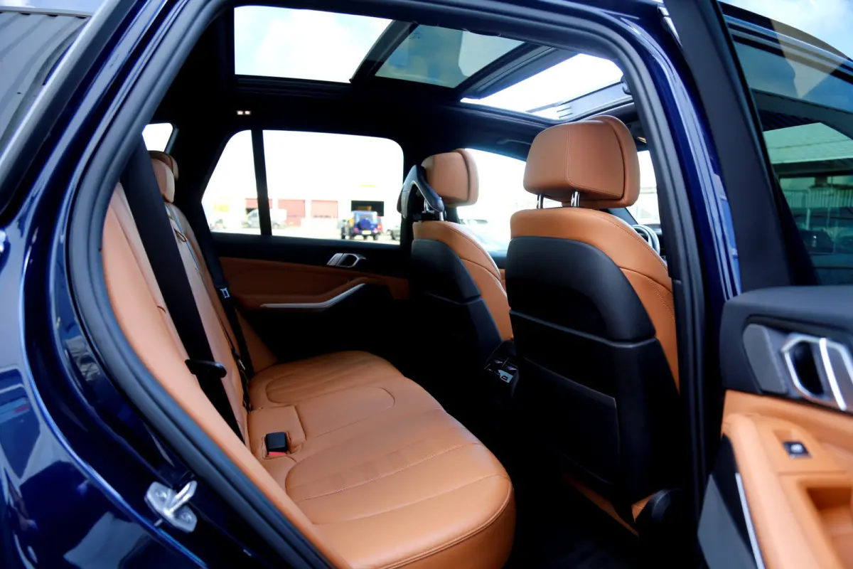 xDrive45e High Executive Plug in hybride*Perfect BMW Onderh.*1ste Eig.*BTW*Luchtvering/Panodak/ACC/Individual interieur/H&K/HUD/Sfeer/Memorie/Dodehoek/Stoelkoeling/Stoelverw./LED/Apple Carpl