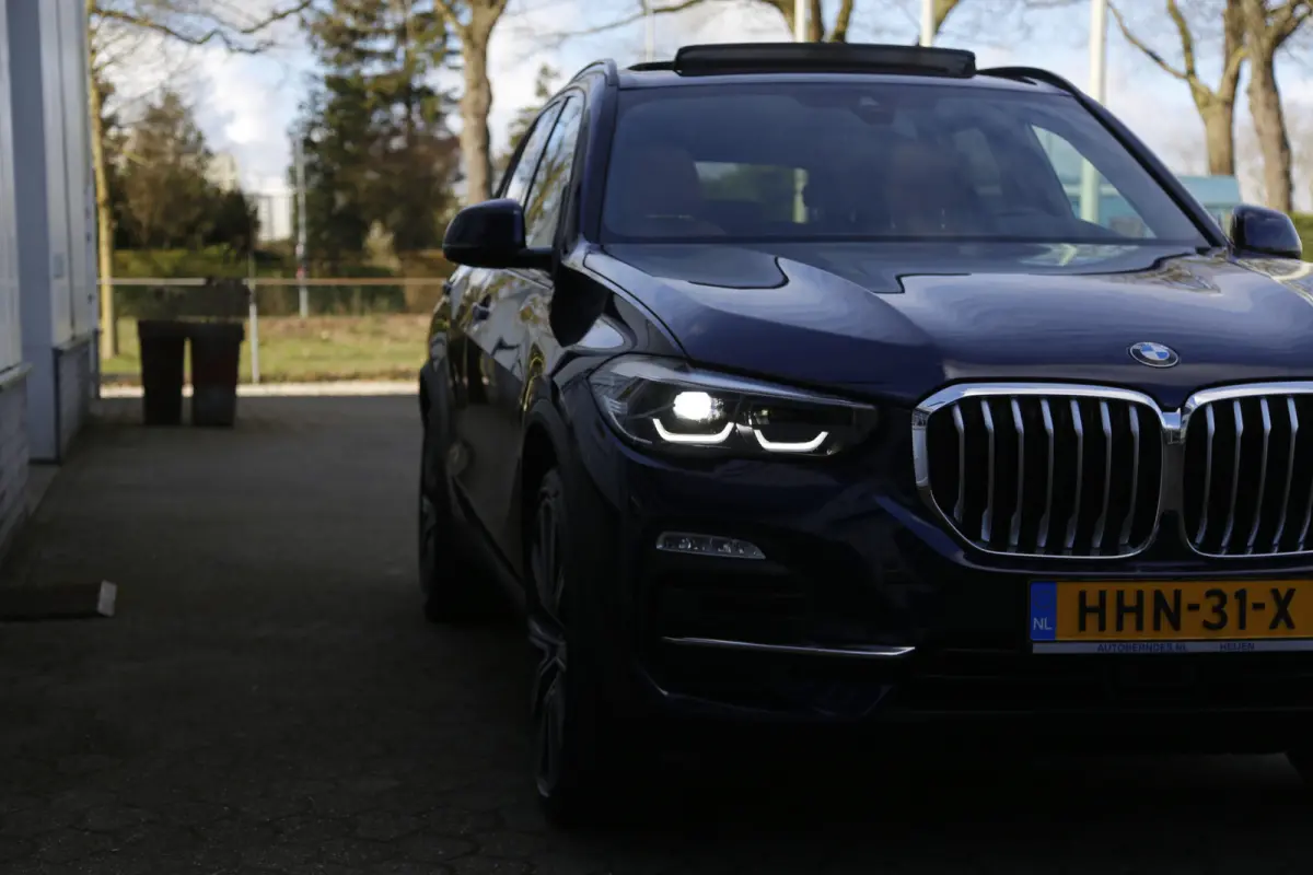 xDrive45e High Executive Plug in hybride*Perfect BMW Onderh.*1ste Eig.*BTW*Luchtvering/Panodak/ACC/Individual interieur/H&K/HUD/Sfeer/Memorie/Dodehoek/Stoelkoeling/Stoelverw./LED/Apple Carpl